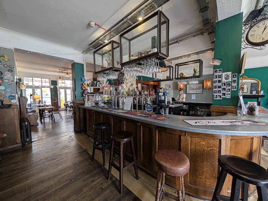 The Foxglove Public House, photo 4