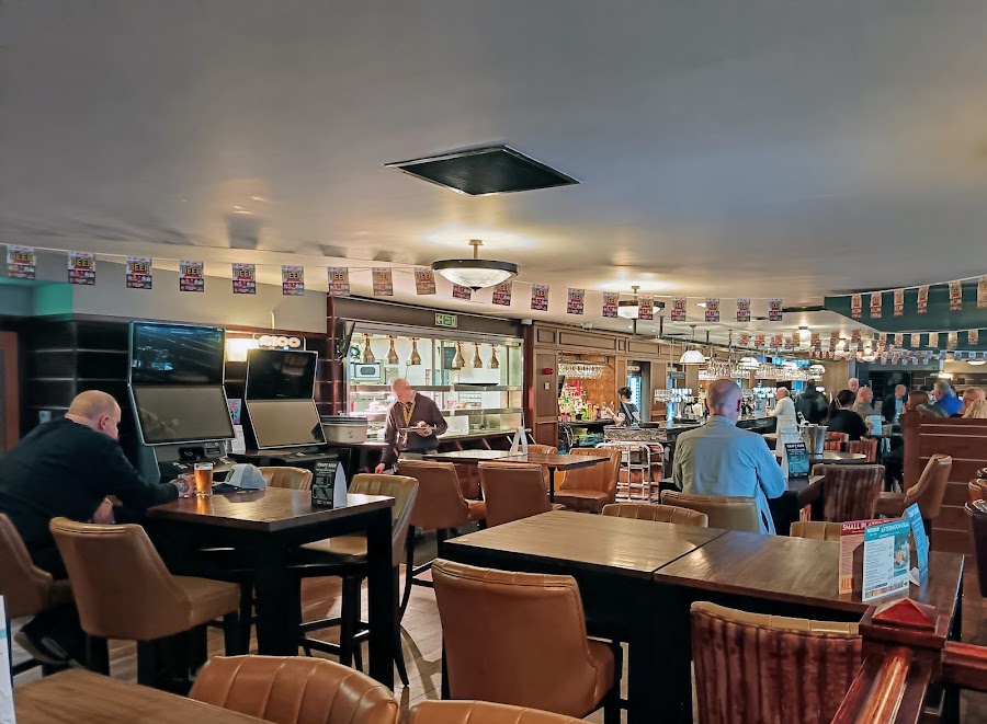 The Sir John Moore, photo 3