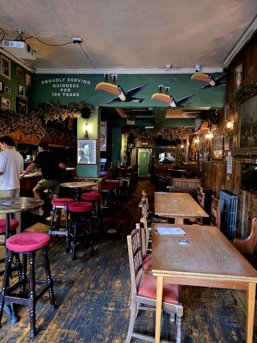 The Woodbine, photo 5