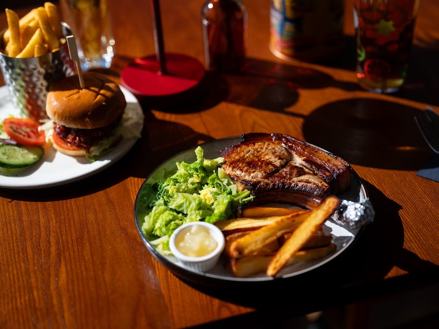 The Moby Dick, Greenland Dock, photo 3
