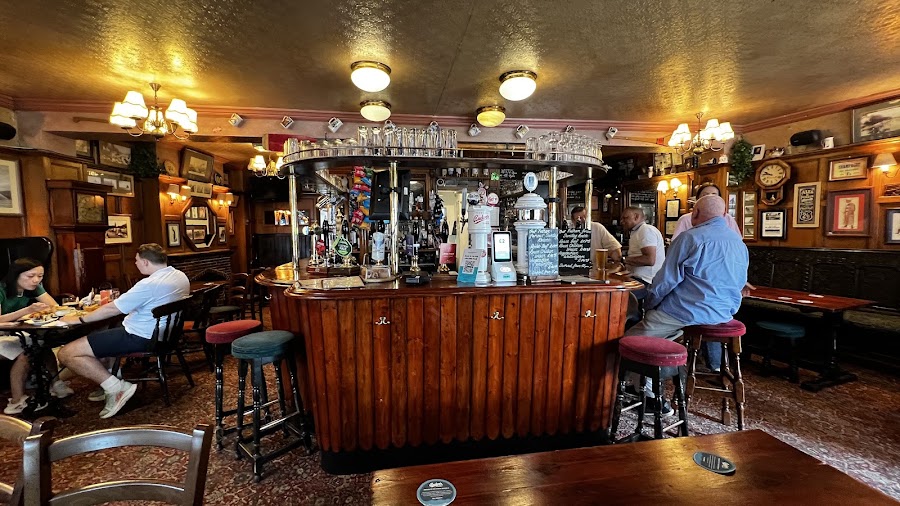 The Eight Bells, photo 4