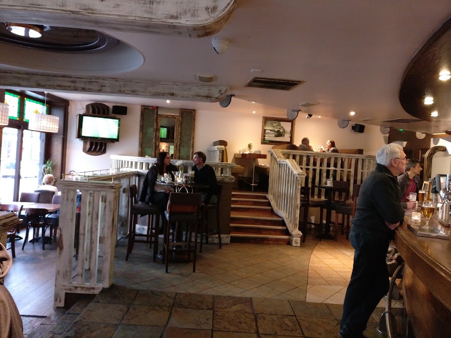 The Waiting Room, photo 5