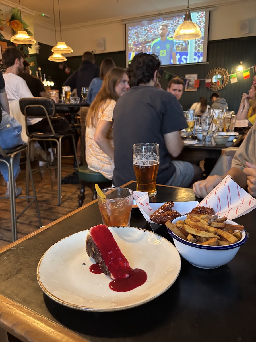 Elm Park Tavern, photo 5