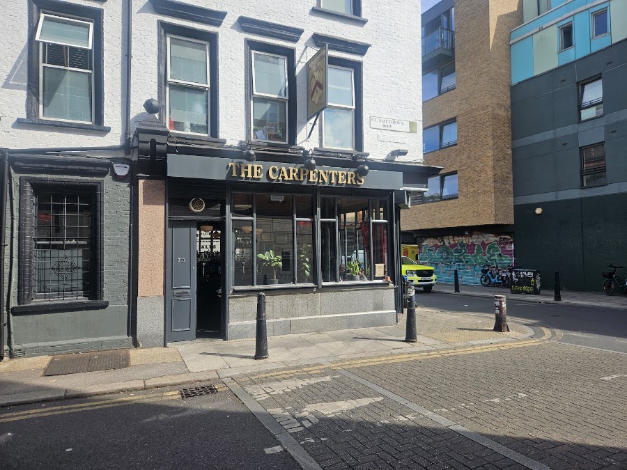The Carpenters Arms, photo 3