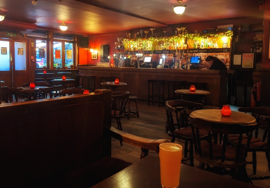 The Three Compasses, Dalston, photo 4
