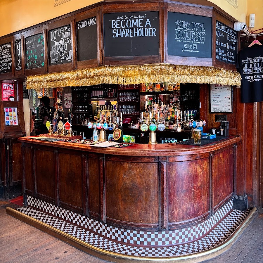 The Ivy House, photo 5