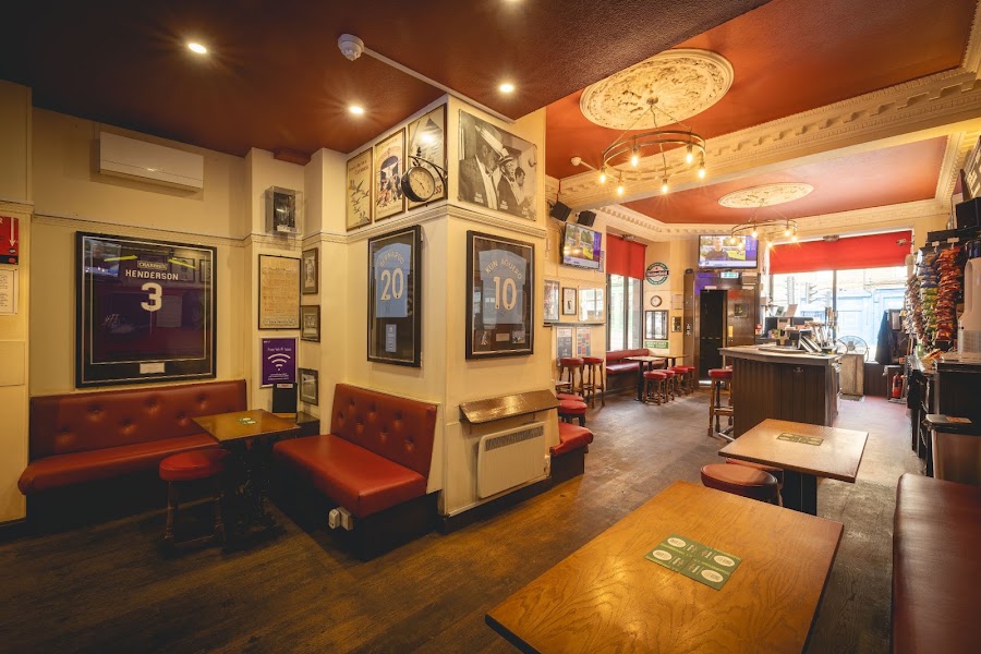 Alhambra Bar, photo 3