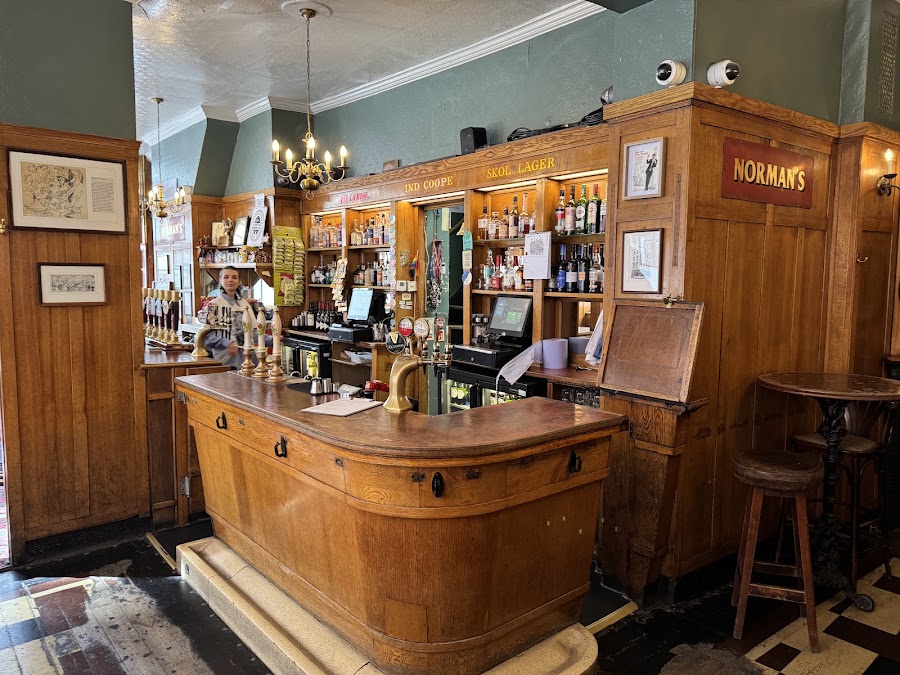 The Coach & Horses, Soho, photo 4