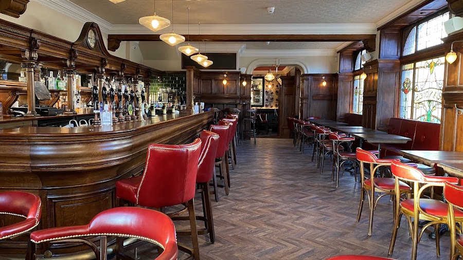 Ryrie’s Bar