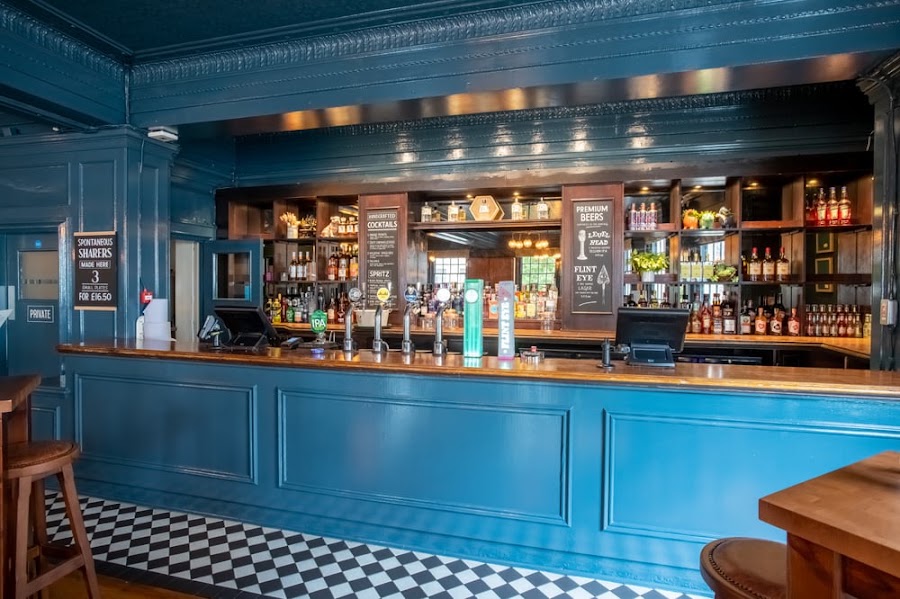 Prince of Wales, photo 5