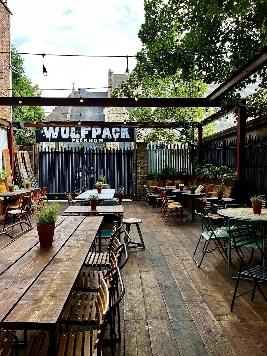 Wolfpack Peckham