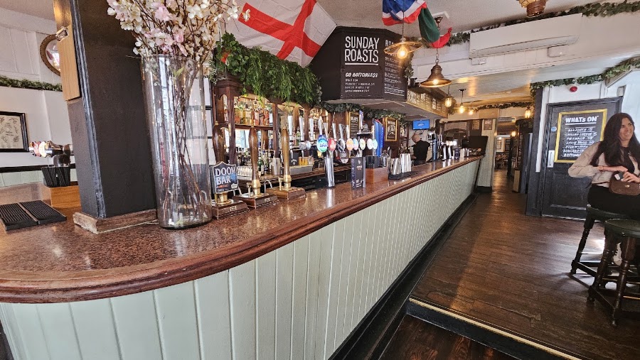 St Christopher's Inn Pub, photo 5